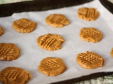(*Only!) 3-Ingredient Peanut Butter Cookies